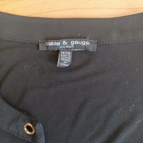 Cable & Gauge Black Sleeveless Top (3176) - Picture 5 of 9